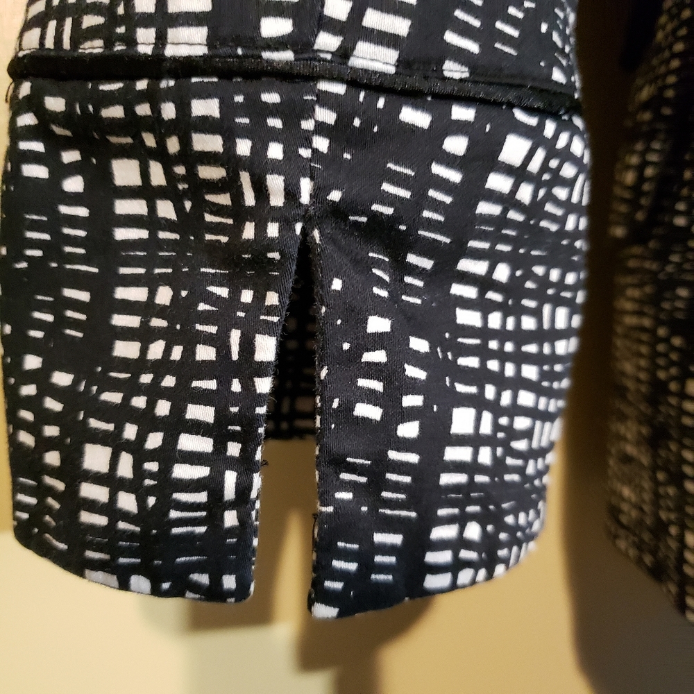 Cleo jacket. - Picture 4 of 8